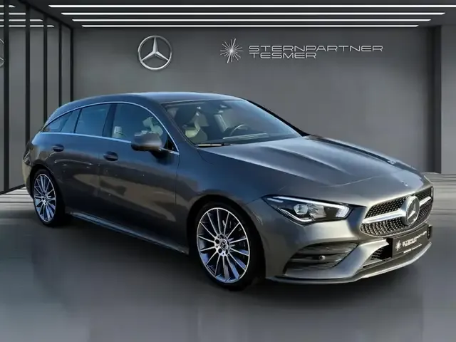 Mercedes-Benz CLA 220