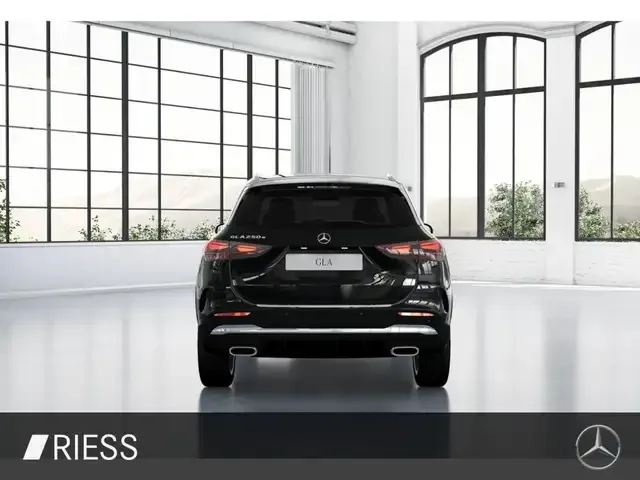 Mercedes-Benz GLA 250