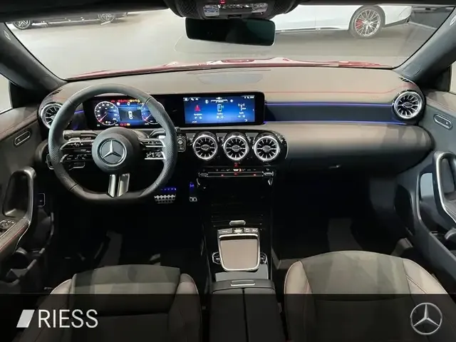 Mercedes-Benz CLA 220