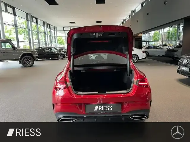 Mercedes-Benz CLA 220