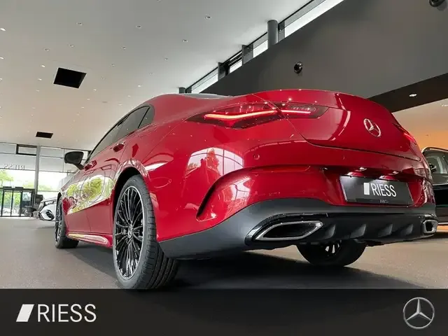 Mercedes-Benz CLA 220
