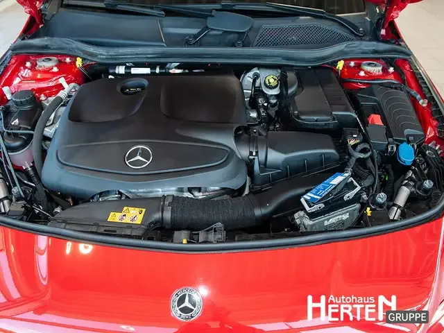 Mercedes-Benz CLA 180