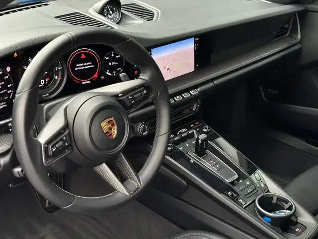 Porsche 992