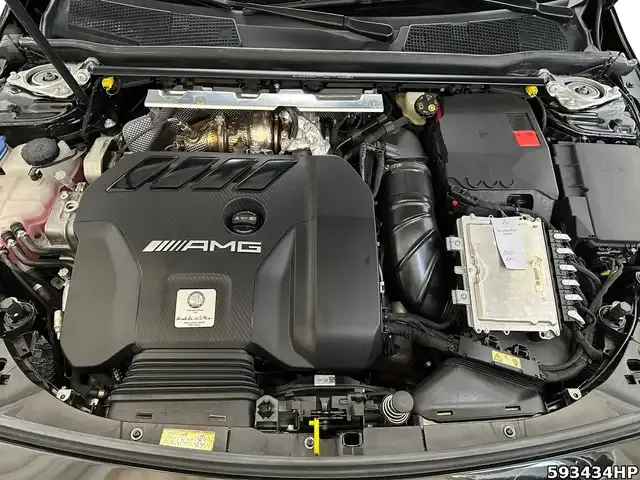 Mercedes-Benz CLA 45 AMG