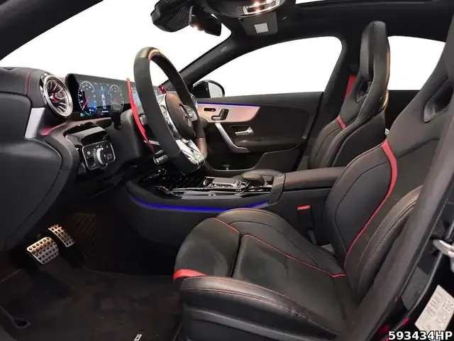 Mercedes-Benz CLA 45 AMG