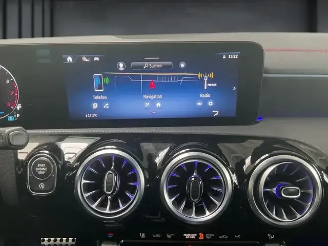 Mercedes-Benz CLA 180