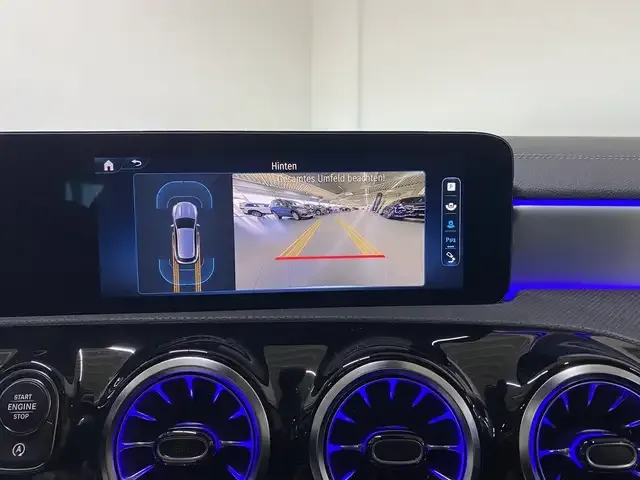 Mercedes-Benz CLA 180