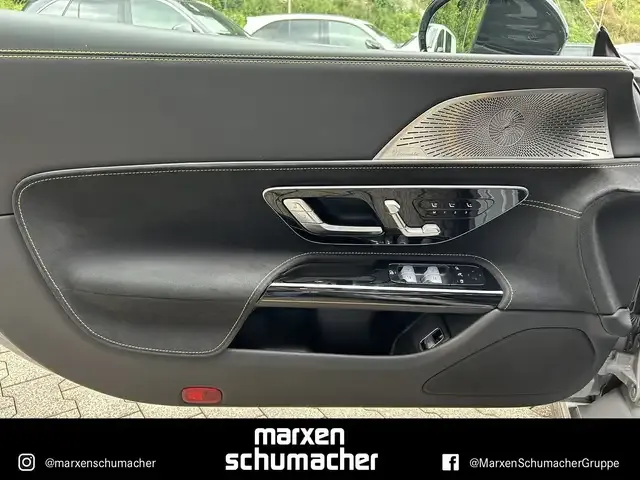 Mercedes-Benz SL 63 AMG