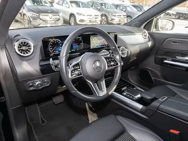 Mercedes-Benz EQA 250