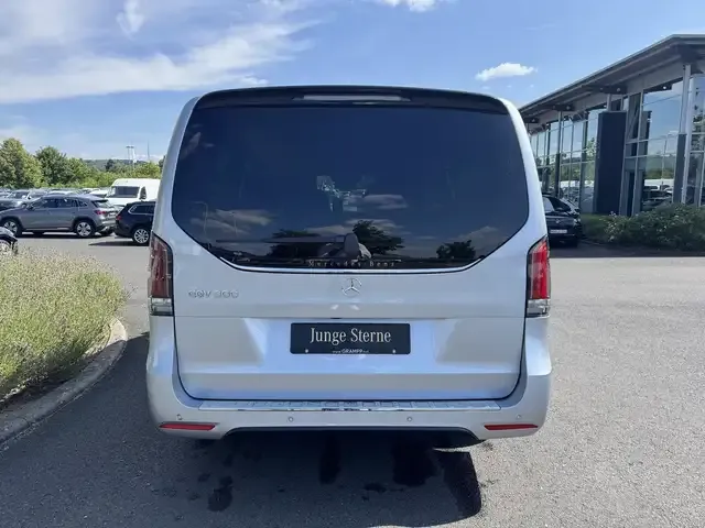 Mercedes-Benz EQV 300