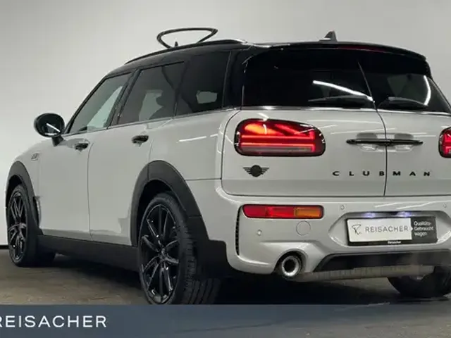 MINI John Cooper Works Clubman