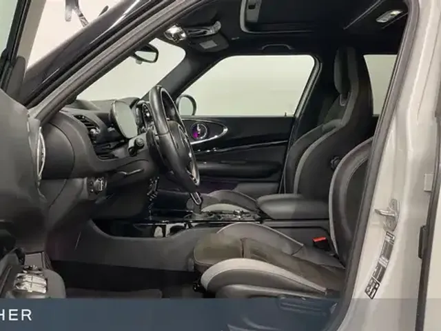 MINI John Cooper Works Clubman