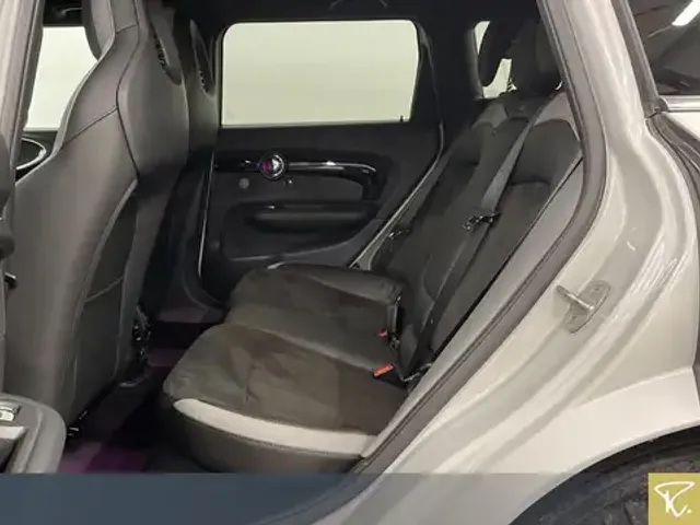 MINI John Cooper Works Clubman