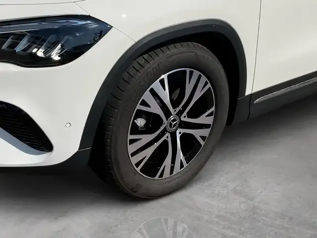Mercedes-Benz GLA 180