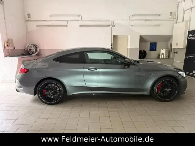 Mercedes-Benz C 63 AMG