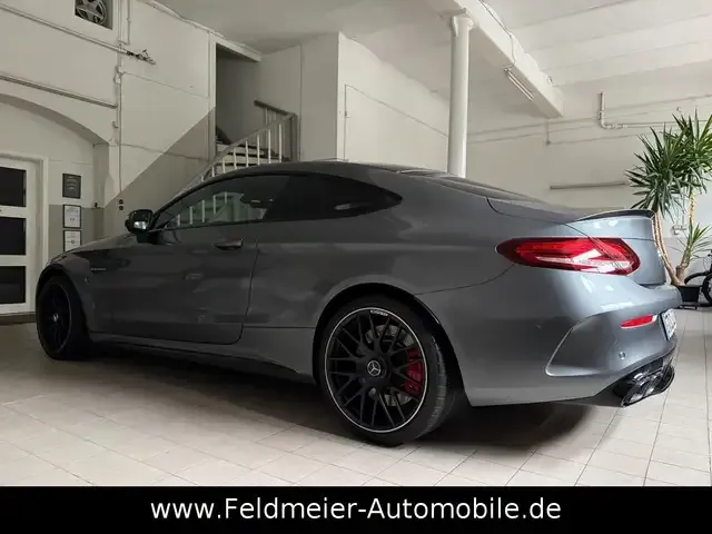 Mercedes-Benz C 63 AMG