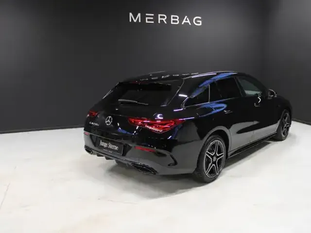 Mercedes-Benz CLA 250