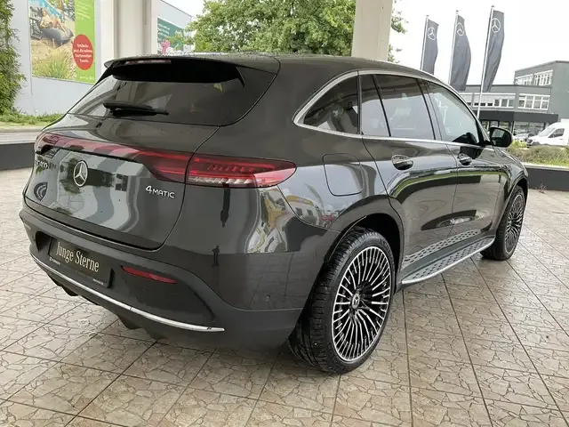 Mercedes-Benz EQC 400