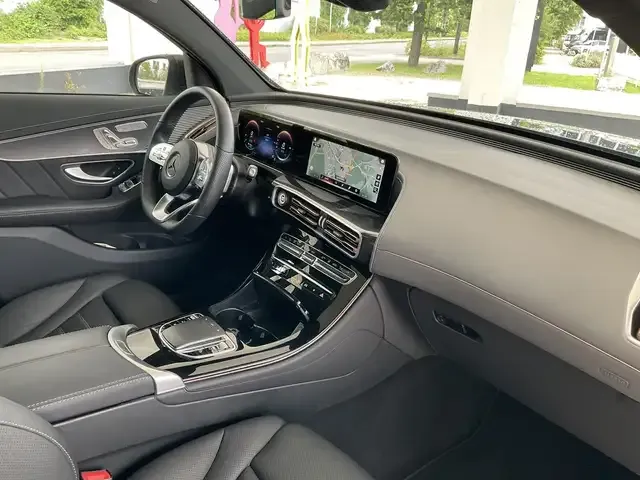 Mercedes-Benz EQC 400