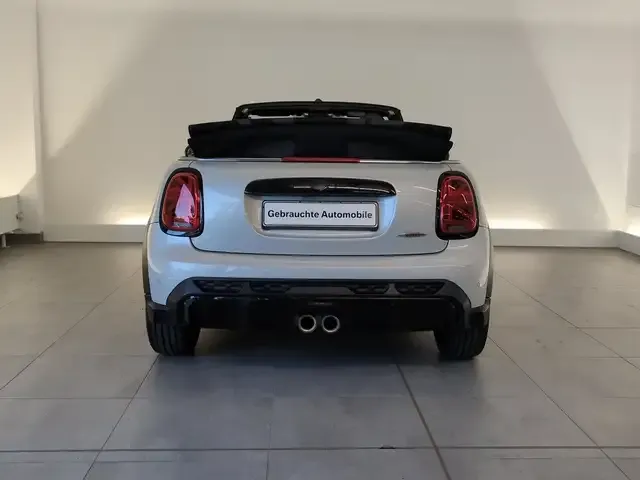 MINI John Cooper Works Cabrio