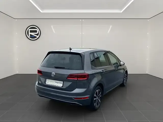 Volkswagen Golf Sportsvan