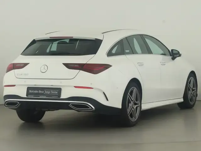 Mercedes-Benz CLA 180