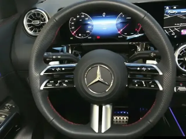 Mercedes-Benz GLA 200