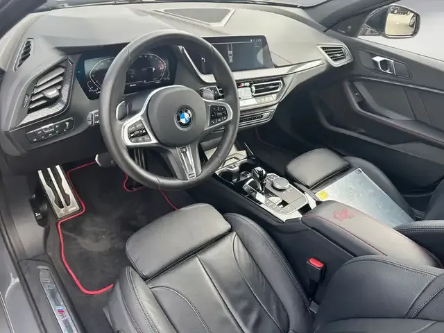 BMW 128