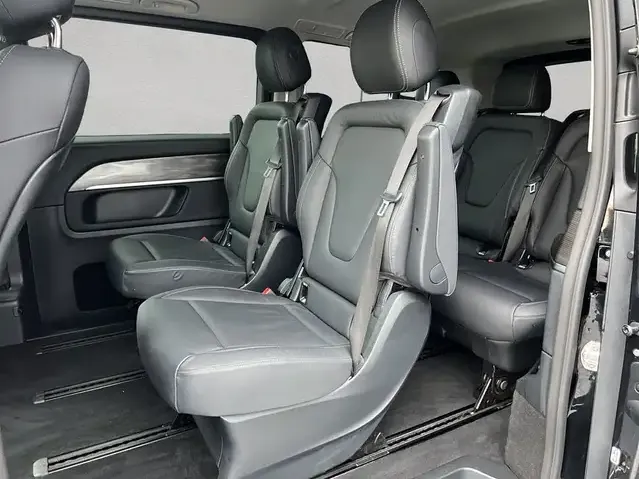 Mercedes-Benz V 250