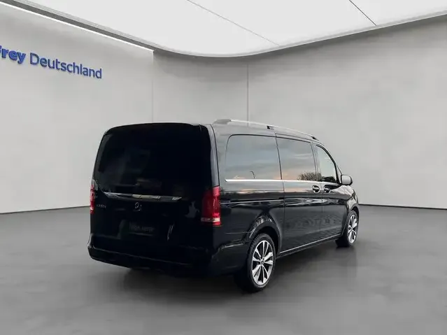 Mercedes-Benz V 250
