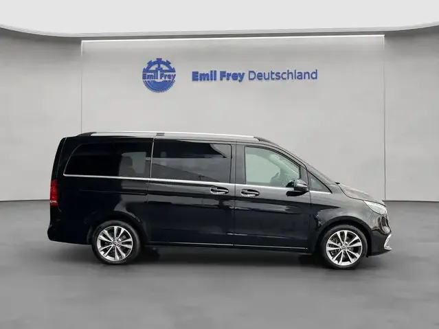 Mercedes-Benz V 250