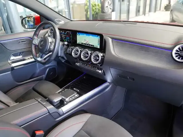 Mercedes-Benz EQA 300