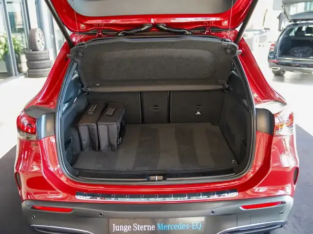 Mercedes-Benz EQA 300