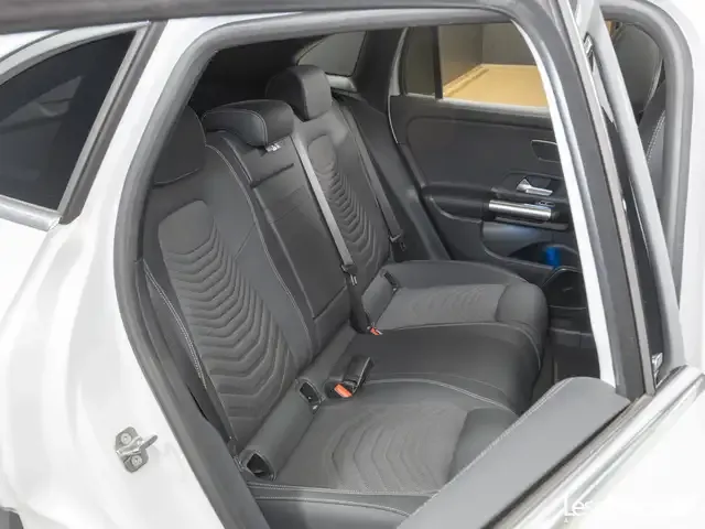 Mercedes-Benz EQA 350