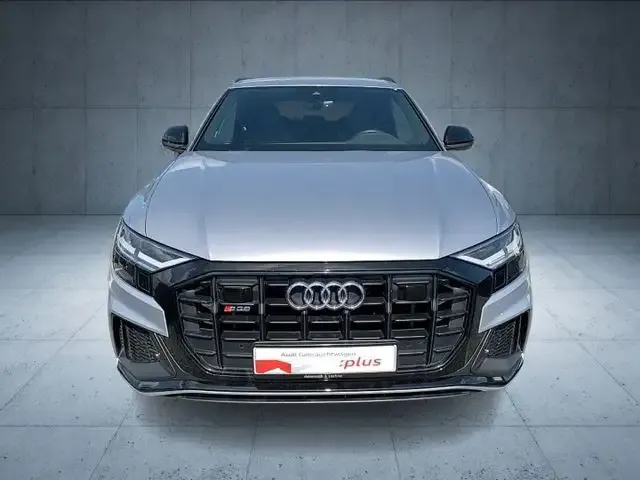 Audi SQ8