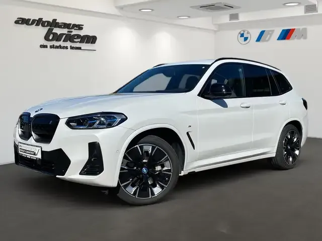 BMW iX3