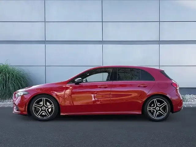 Mercedes-Benz A 220