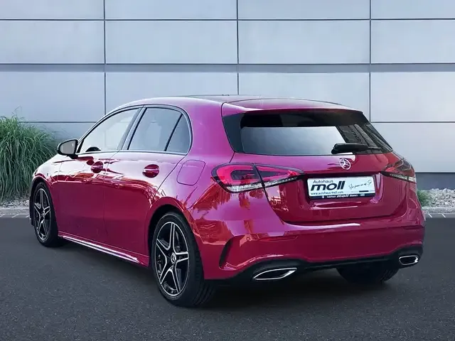 Mercedes-Benz A 220