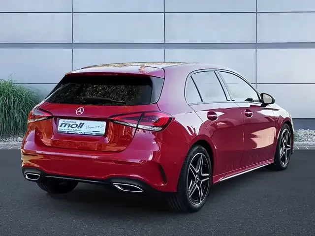 Mercedes-Benz A 220