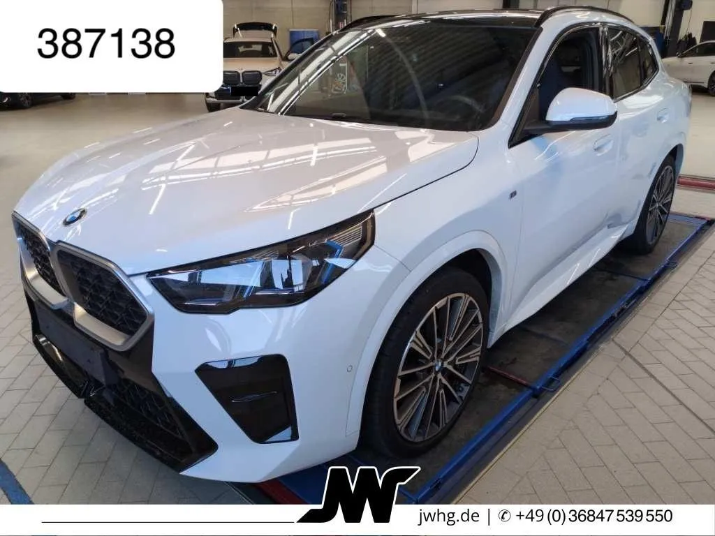 BMW X2
