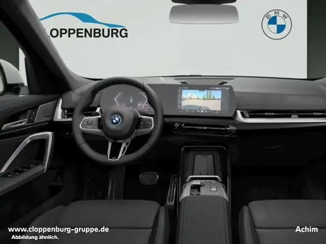 BMW iX1