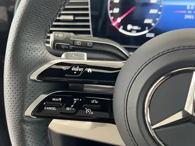 Mercedes-Benz GLS 450