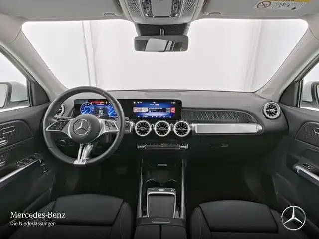 Mercedes-Benz EQB 300