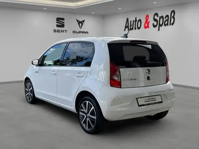 SEAT Mii