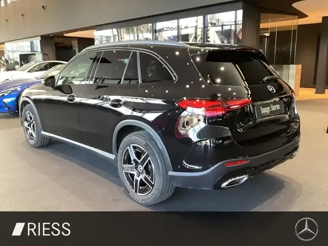 Mercedes-Benz GLC 220