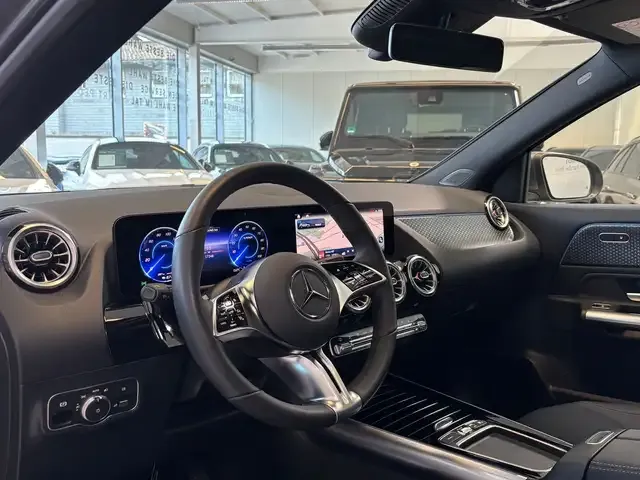 Mercedes-Benz EQA 350