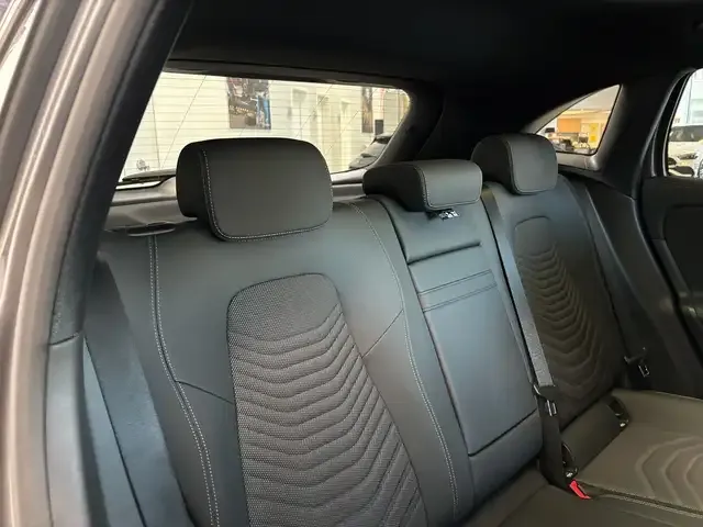 Mercedes-Benz EQA 350