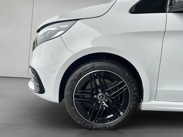 Mercedes-Benz V 250