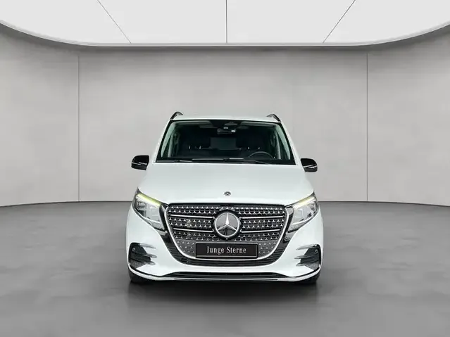Mercedes-Benz V 250