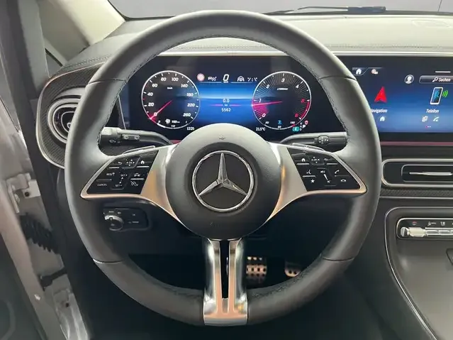 Mercedes-Benz V 250